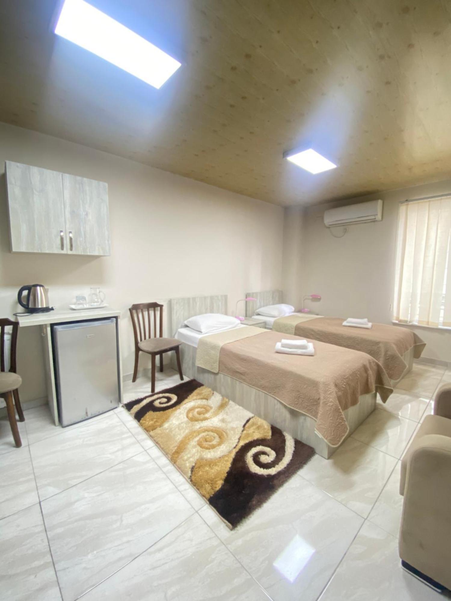 Hotel Garanti Батуми Экстерьер фото