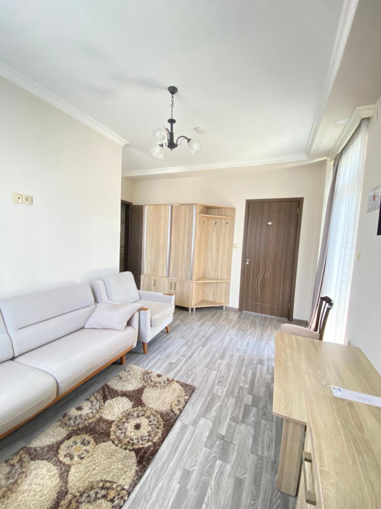 Hotel Garanti Батуми Экстерьер фото