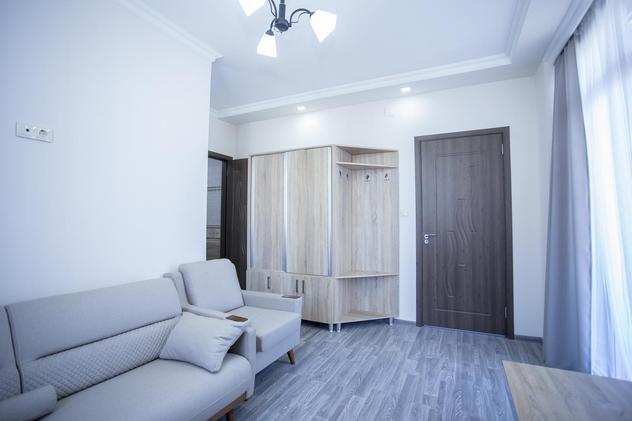 Hotel Garanti Батуми Экстерьер фото